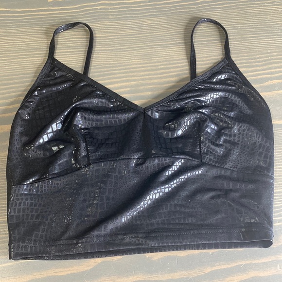 Shein black crop top size S - Picture 3 of 5